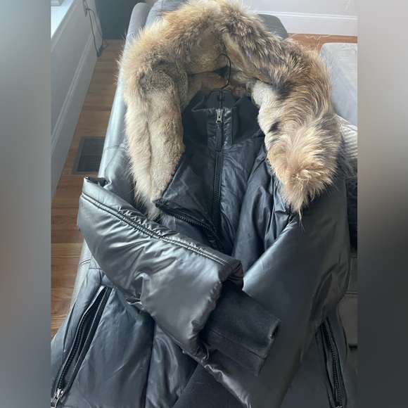 Mackage Down Jacket with Finland Raccoon Fur Collar Hood - Large - Picture 3 of 14